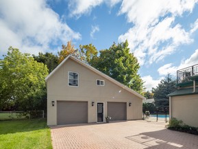 portes de garage enroulables sur mesure pas cher